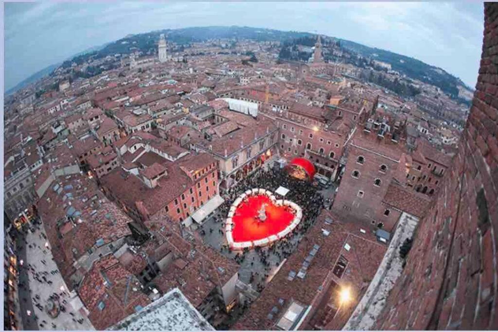 San Bernardino Monolocale Con Balcone Lägenhet Verona Exteriör bild